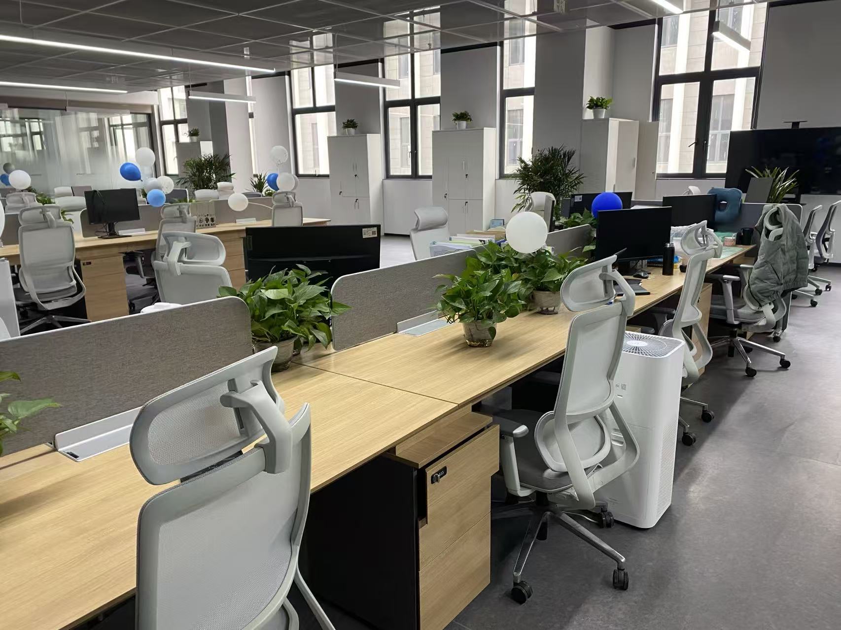 a U.S. automotive brand’s research and development office