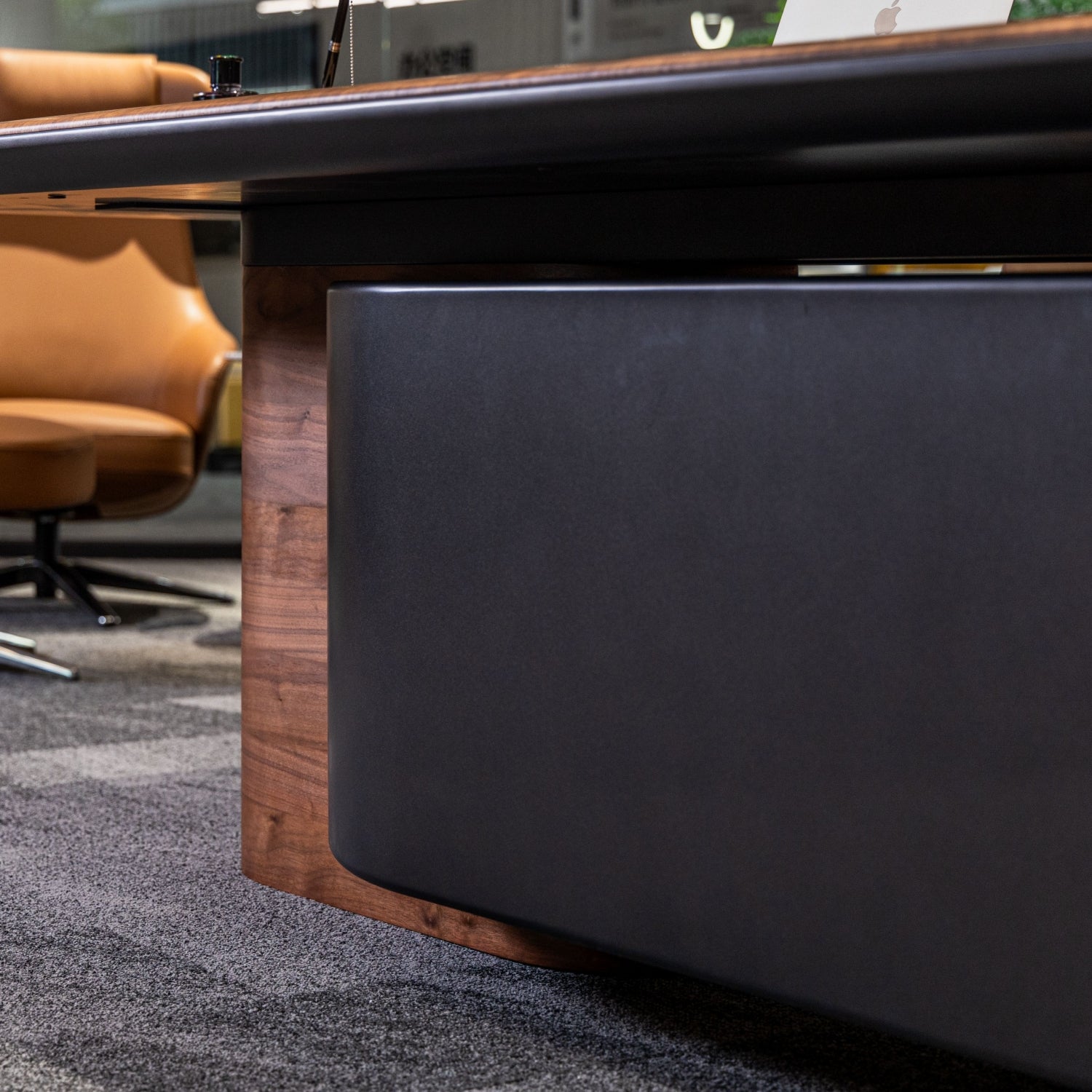 Saintcy Sayram Executive Desk DESIGNER SERIES