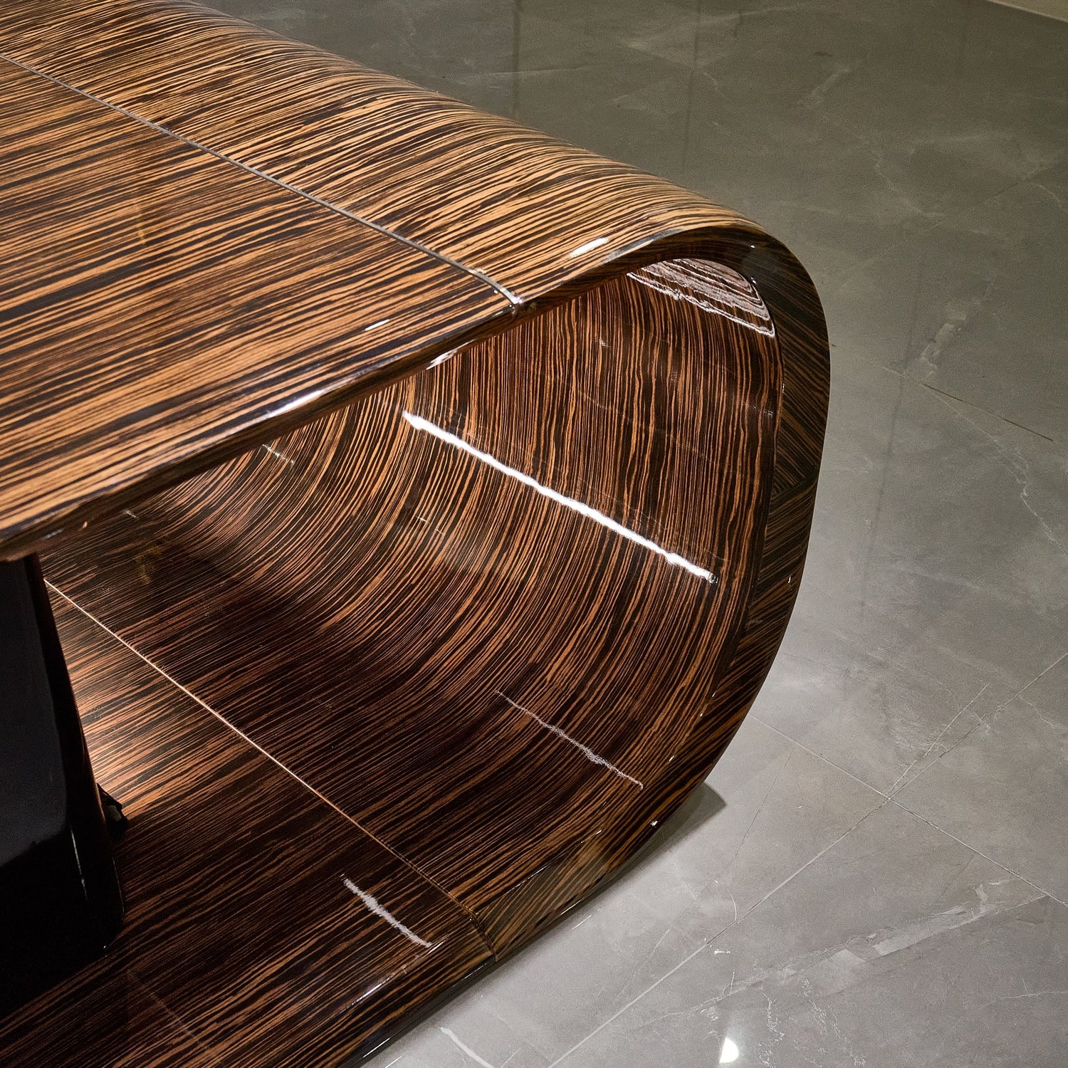 Saintcy Opus Orbit Executive Desk